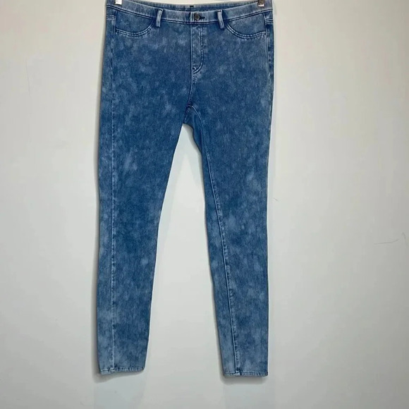 Uniqlo Blue Jeggings  - Picture 2 of 8